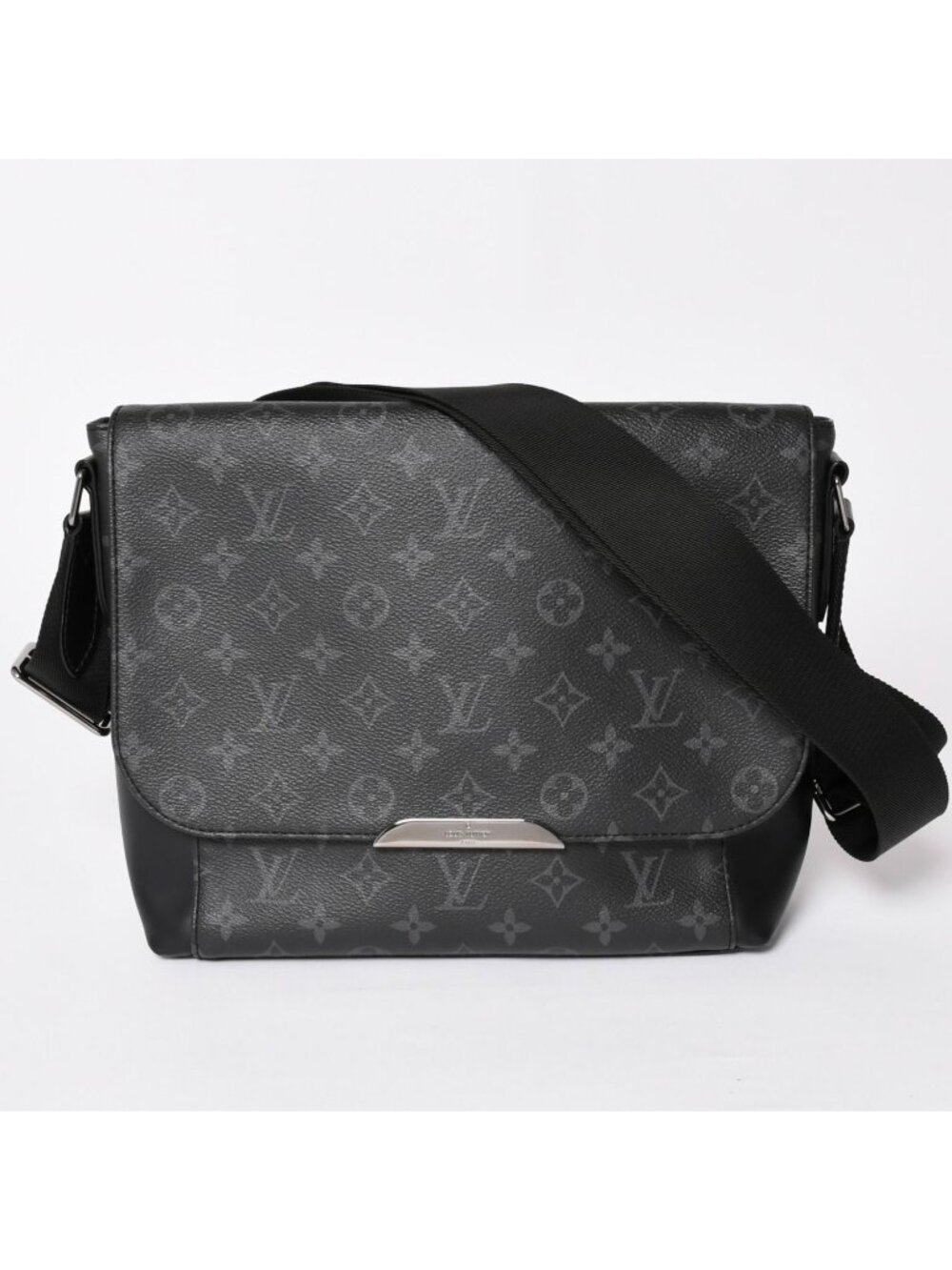 Louis Vuitton Messenger PM Explorer Monogram Black Eclipse Silver